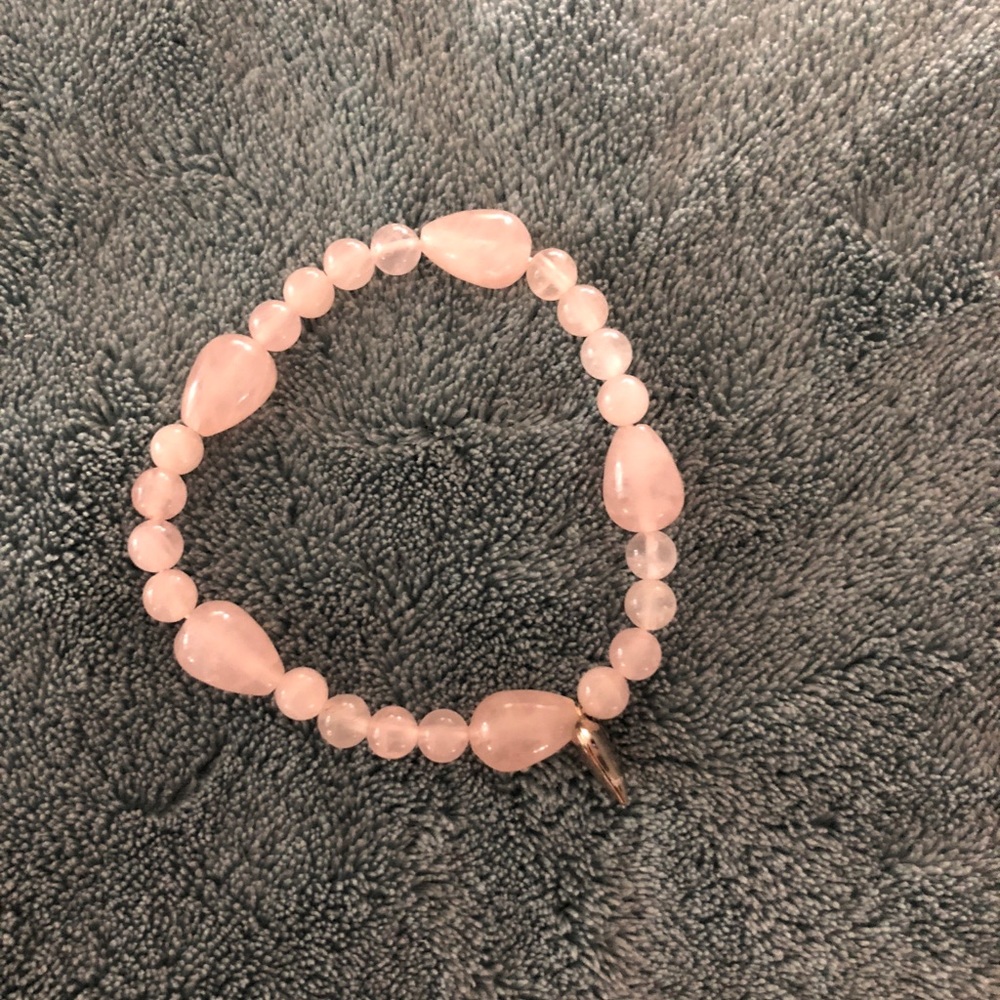 Women’s stretch bracelet
